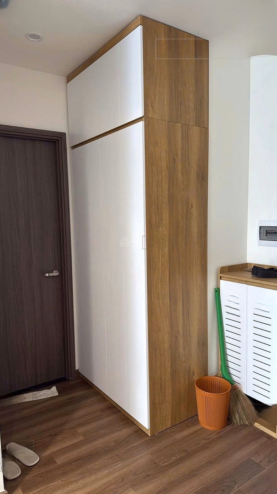 Brand new fully furnished studio apartment for rent, just received a house in the luxury Beverly area at Vinhomes Ocean Park