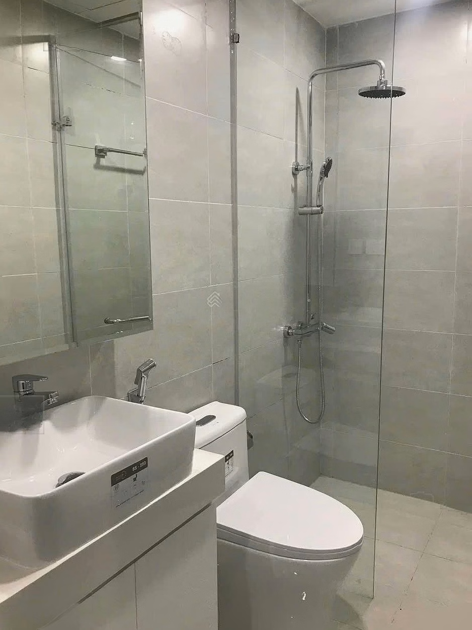 Beautiful apartment for rent, many amenities at Masteri Millennium, 14 million, 30 m2