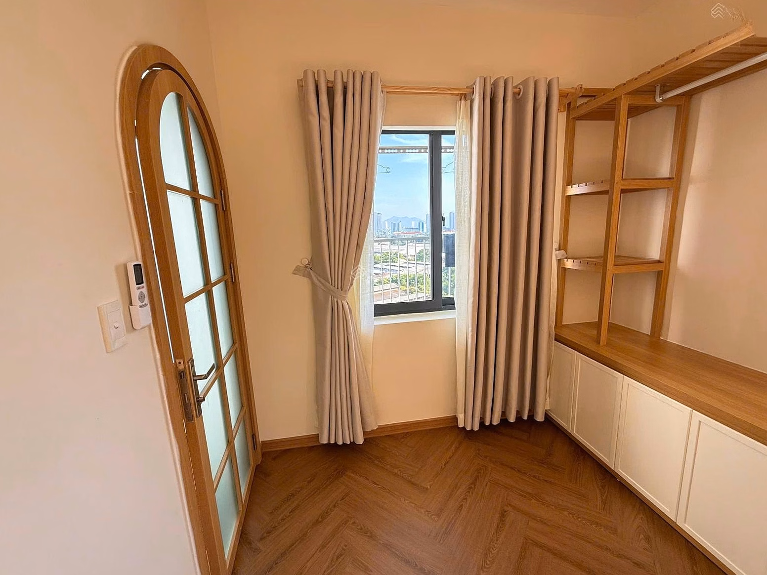 Selling a corner apartment in PH - To Hieu Nha Trang | 54m2 | has balcony