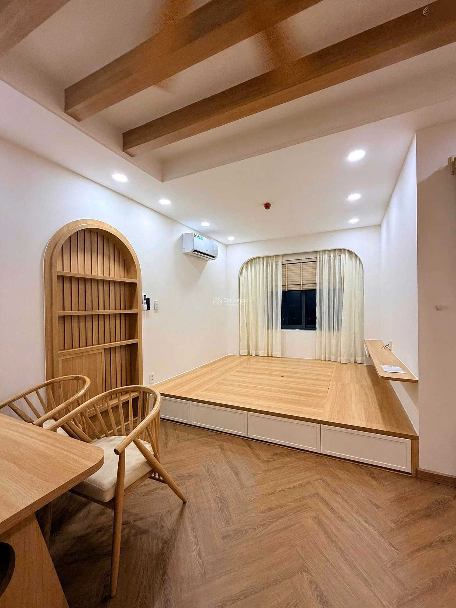 Selling a corner apartment in PH - To Hieu Nha Trang | 54m2 | has balcony