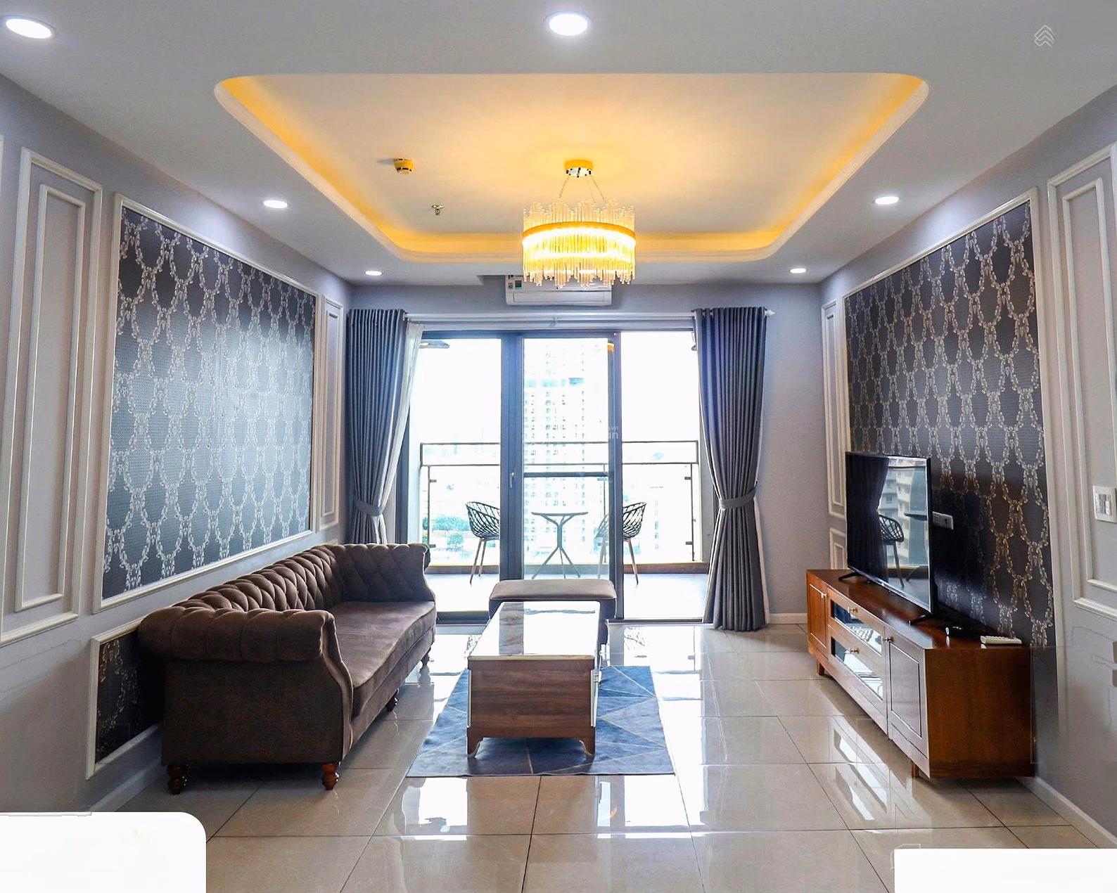 Discount 300 million, quick sale of Docklands apartment in District 7, area 117m2, 3 bedrooms, fully furnished, high floor, price 7.7 billion