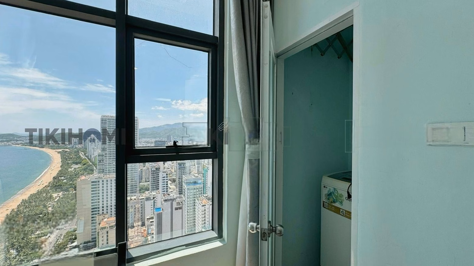 Quick sale of apartment with diagonal sea view at Muong Thanh 60 - price 2.3 billion