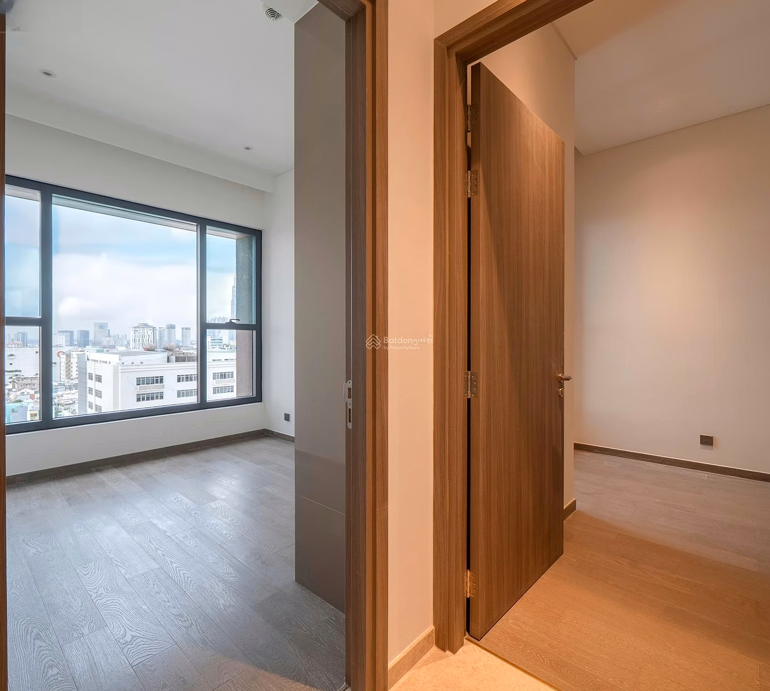 Beautiful shopping cart of more than 80 The Marq apartments | from 1 to 4 bedrooms, private elevator with ceiling 6.9m | pink book available | car umbrella