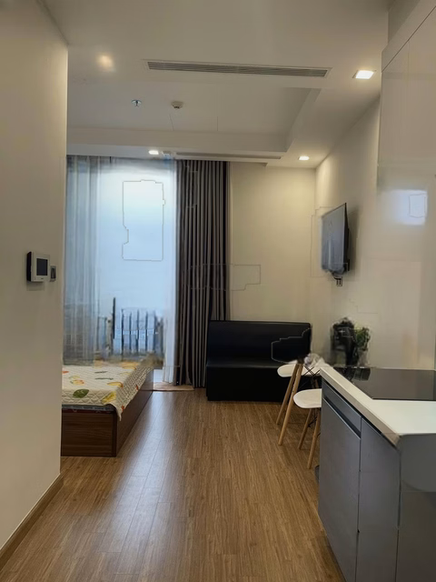 Vinhomes Green Bay studio 26m2 price 7.5 million/month