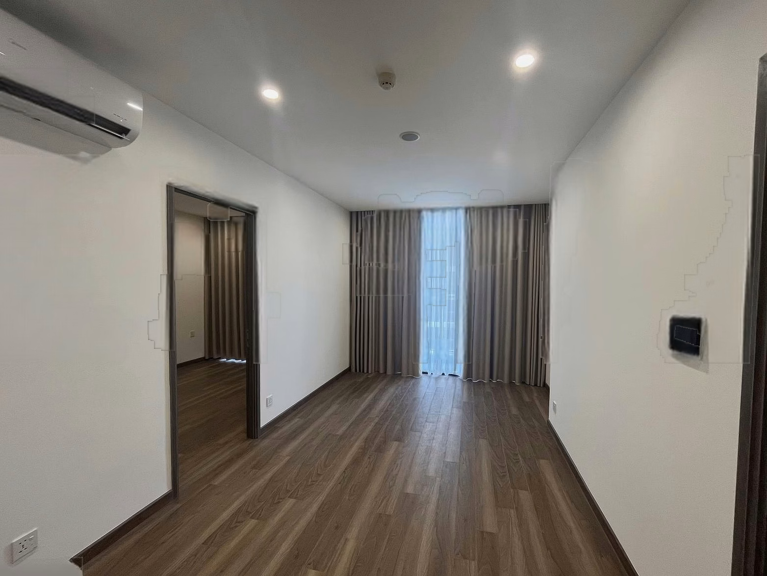 I am the owner of a 2-bedroom apartment for rent at building BE3 Vinhomes Ocean Park 1, at a good market price