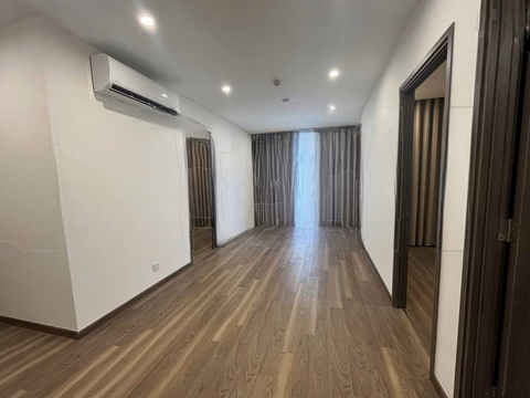 I am the owner of a 2-bedroom apartment for rent at building BE3 Vinhomes Ocean Park 1, at a good market price