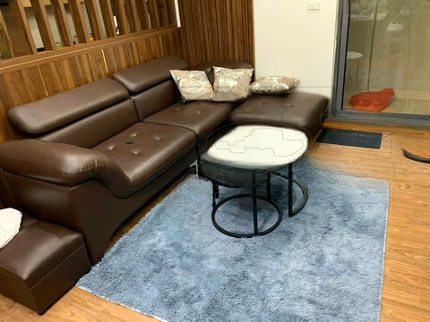 Apartment for rent in building N4D, 50 Le Van Luong, Yen Hoa. 75m2, 2 bedrooms, 2 bathrooms, full, 13 million. 0983 237 ***