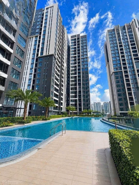 New apartment shopping cart received today Victoria Village 1-3 bedrooms from 12 million/month 0931 866 ***