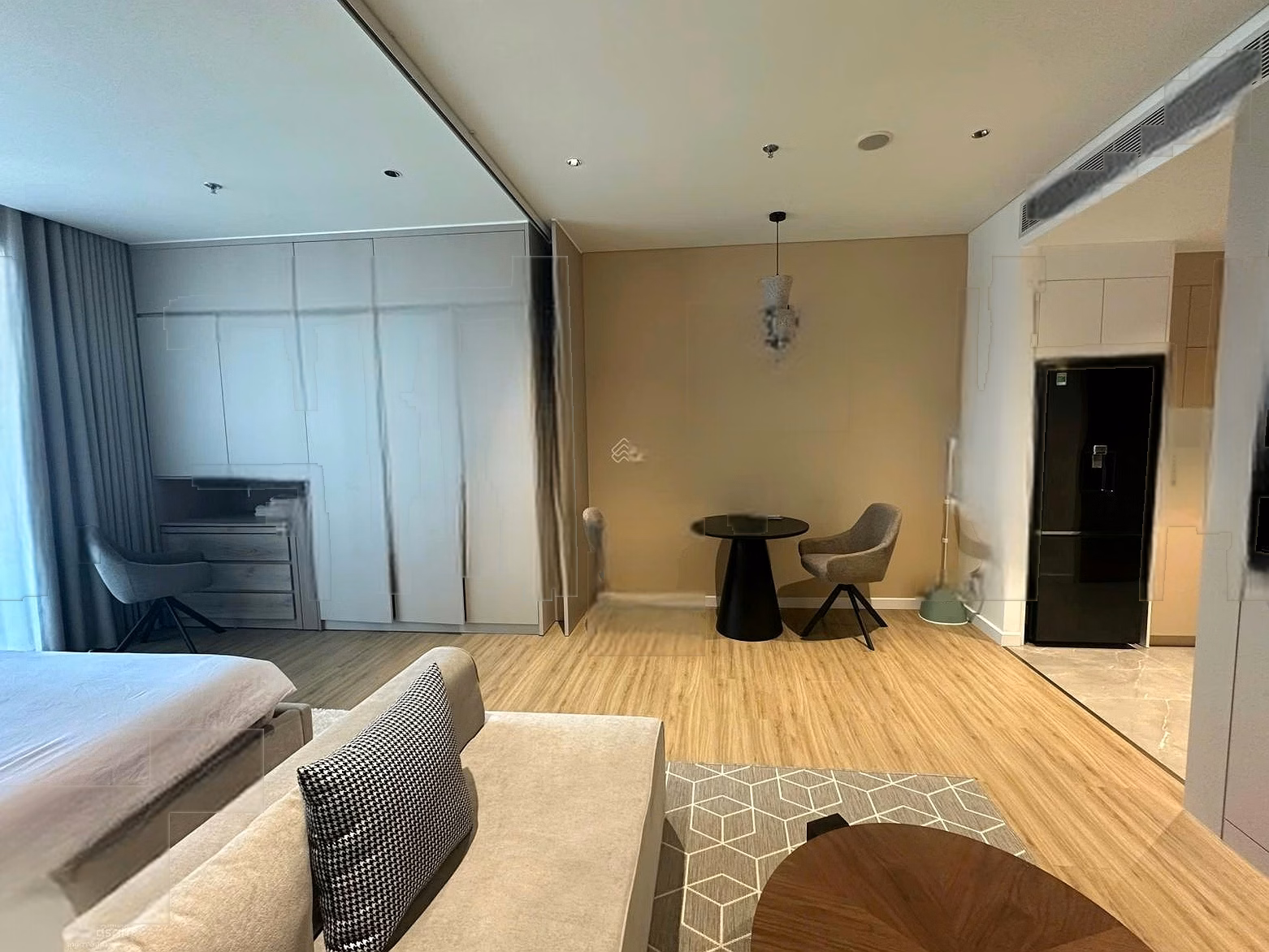 TIMES SQUARE DA NANG BEACH VIEW STUDIO FOR RENT - HIGH FLOOR 100% NEW INTERIOR, MOVING IN NOW