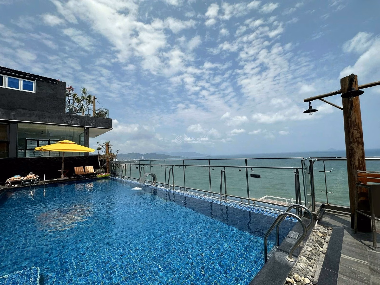 Maple Nha Trang apartment for rent 60m2 1 bedroom fully furnished Price 14 million/month Near the beach, West street