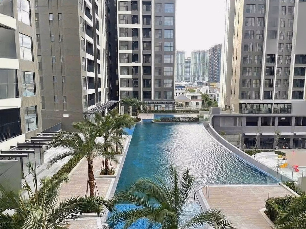 Shopping cart for newly handed over Victoria Village apartments 0932 139 ***