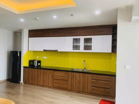 HUD Building Nha Trang apartment for rent Corner apartment 69m2 2 bedrooms 20 million/month, center of Western street, near the beach