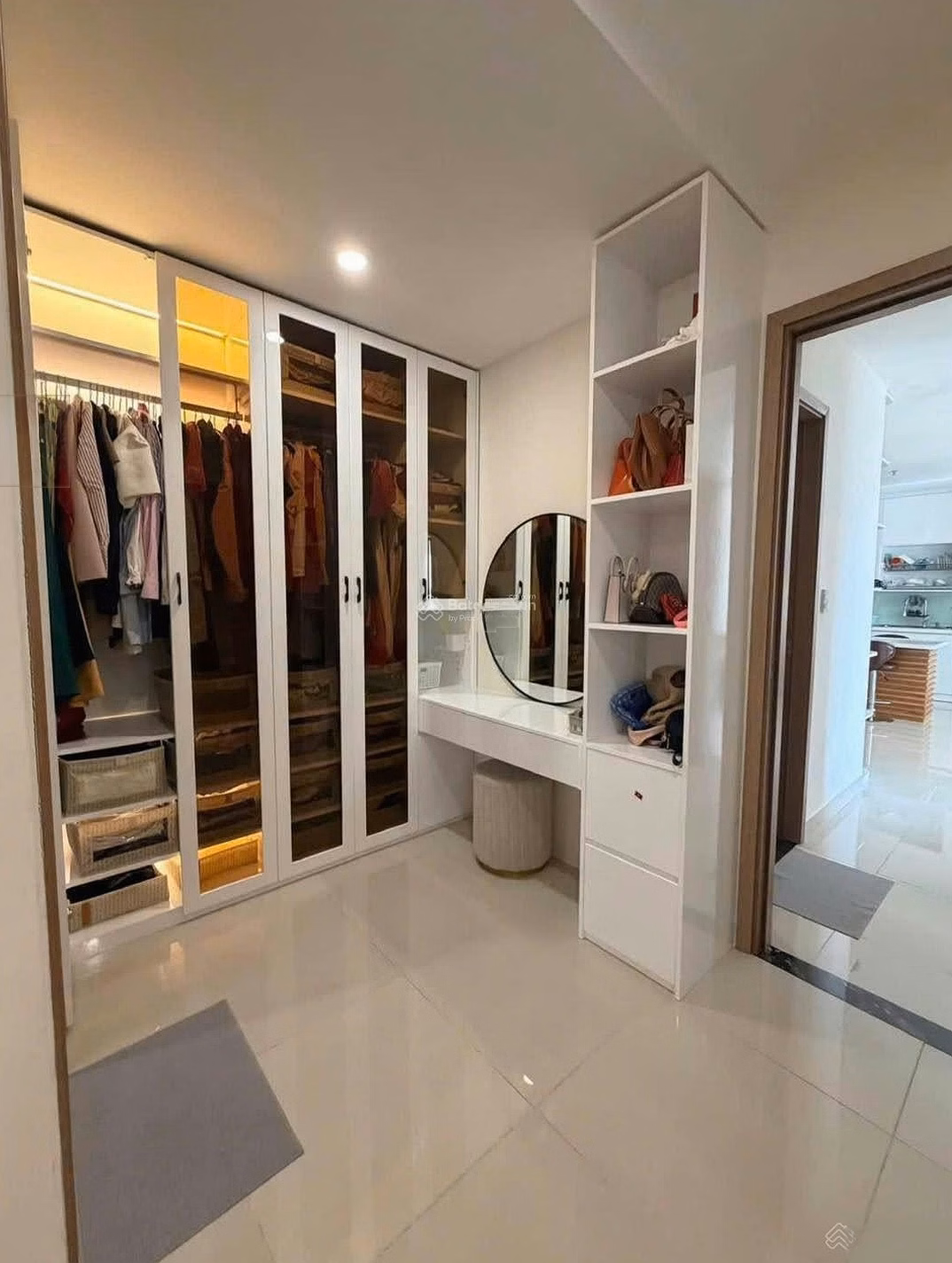 Apartment for rent CT3 Vinh Diem Trung Nha Trang 75m2 2 bedrooms 15 million/month Airy high floor, lake view
