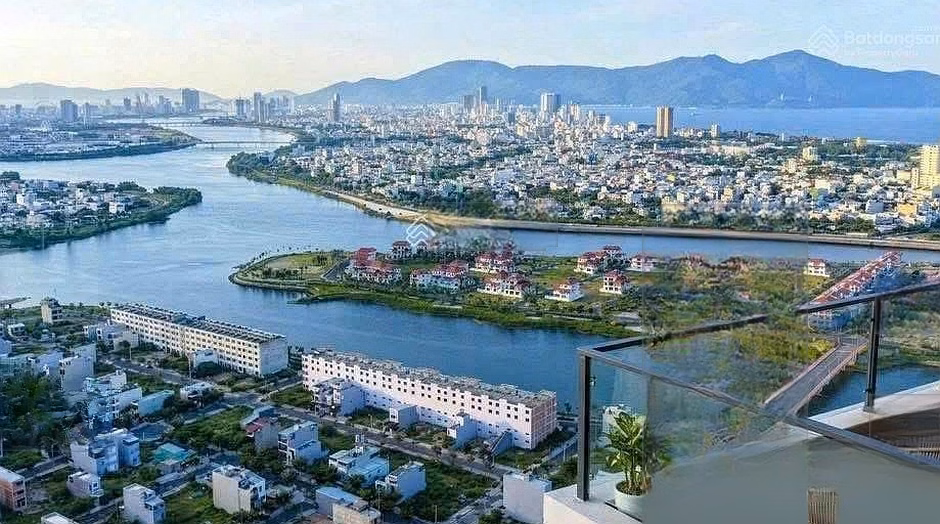 THIS IS A 2 BEDROOM CORNER APARTMENT WORTH BUYING! 2 AIR SIDE + ADDITIONAL GARDEN 29m2 | 102m2 - PRICE 3.92 BILLION | CITY VIEW