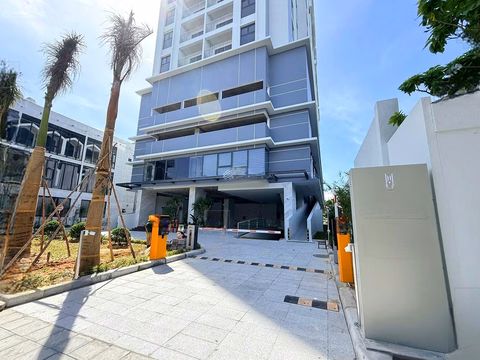 Mia Center Point apartment for rent high floor with sea view. Only 7.5 million/month