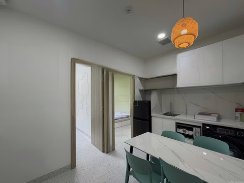Apartment 2 bedrooms 2 bathrooms with balcony near Le Van Sy District 3 - Phu Nhuan