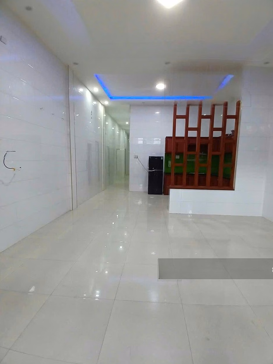 Front house for rent on Le Thien Tri - 3 bedrooms - 8 million/month
