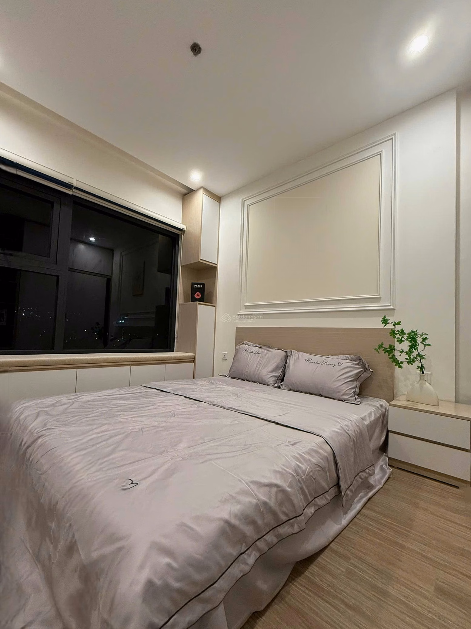 E Nguyet has available apartments for rent at Vinhomes Ocean Park, very nice, clear, good price. TT 1 year contract