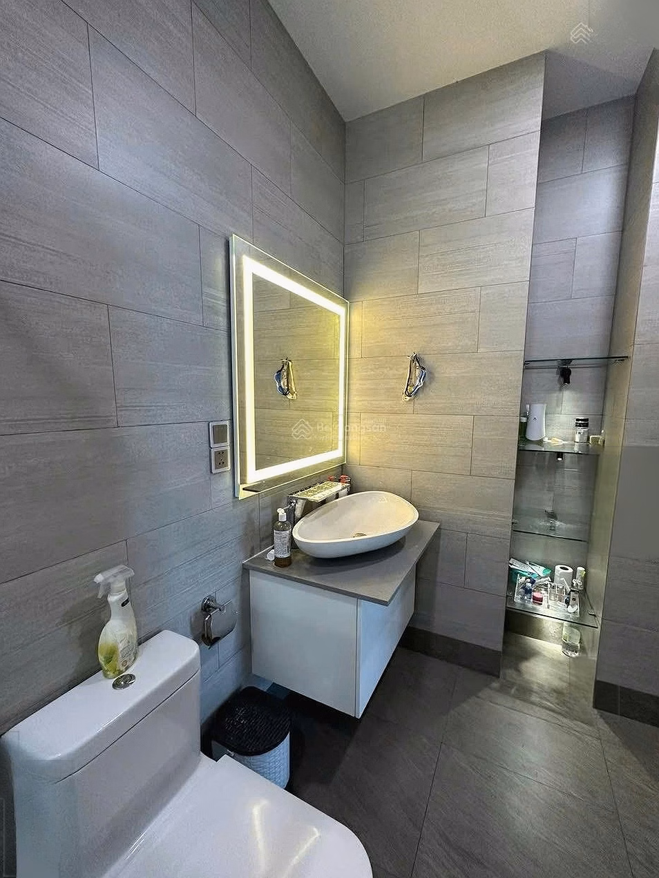New apartment, beautiful furniture, Thu Thiem center, next to Sala, Emart supermarket