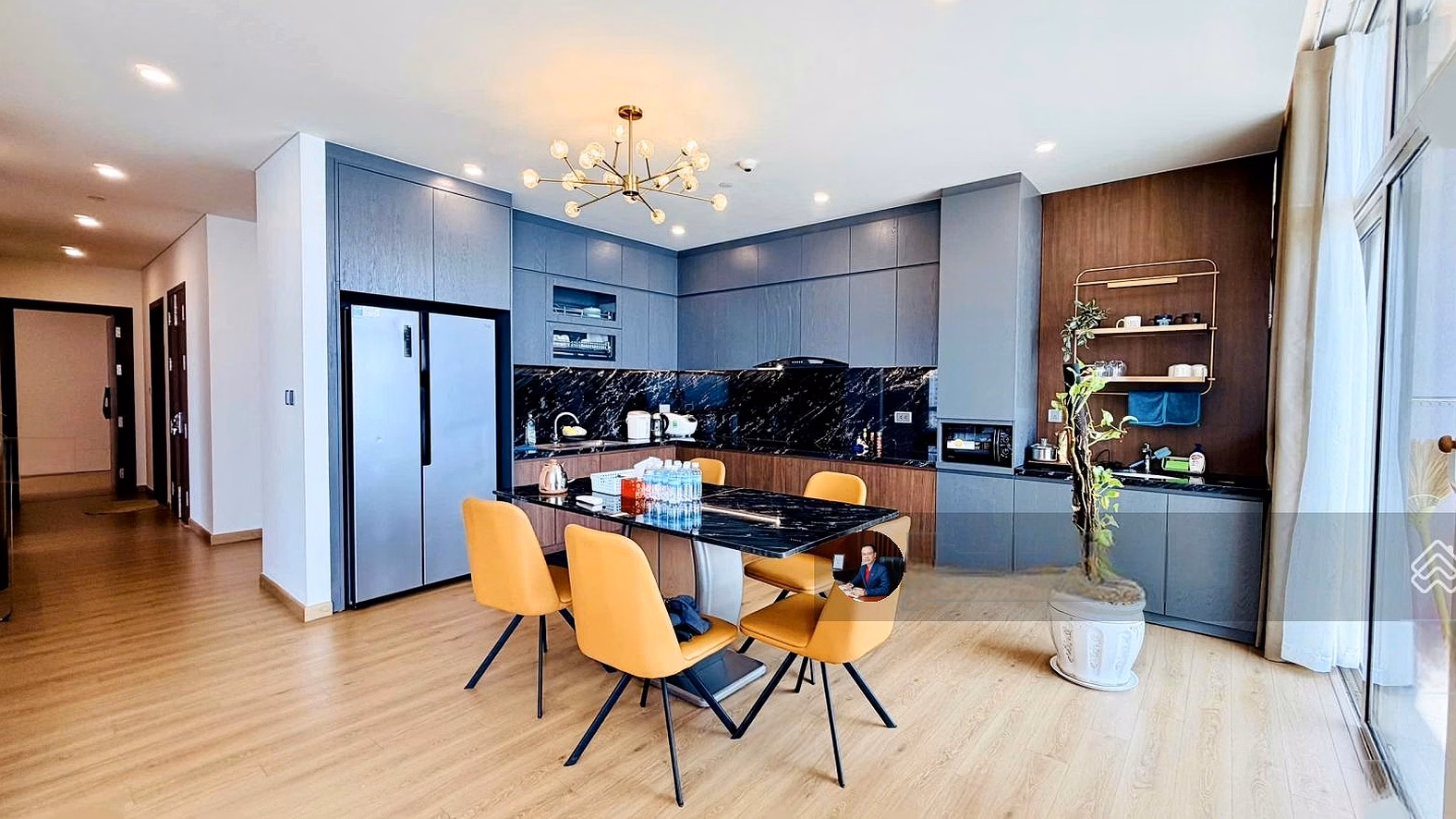 Corner Apartment 164.6m2 3 Bedrooms Fully Furnished with Direct View of Tran Phu Nha Trang Beach
