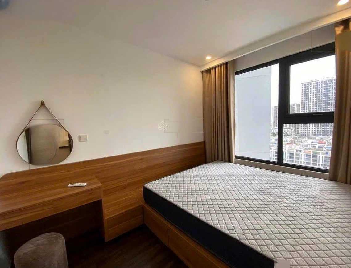 Ready book/rent 15 million/month, 2 bedrooms 2 billion, full furniture, 70% loan on No Trang Long street. 0799 303 *** Ngoc