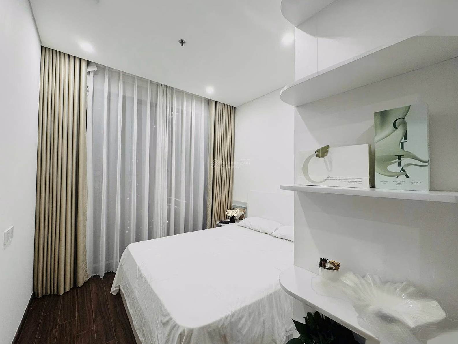 E Nguyet has available apartments for rent in original new house in Ocean Park, very nice, clear, good price. TT 1 year contract