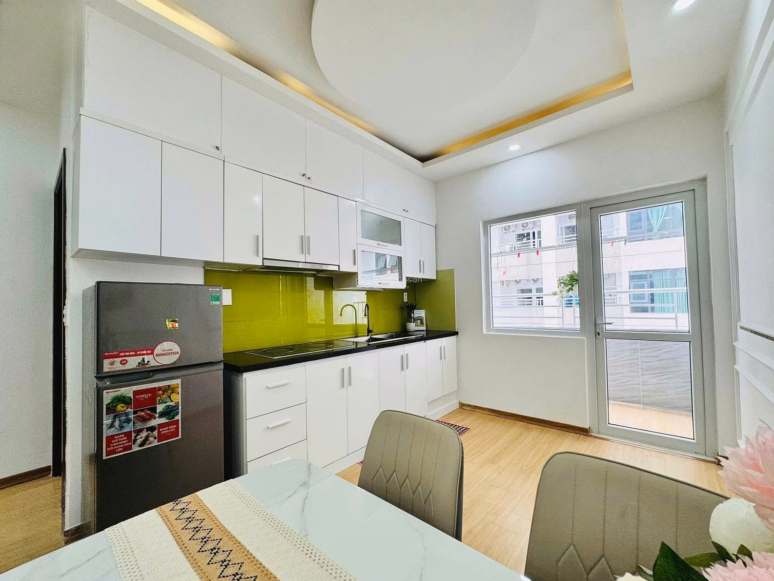 Few steps to Hon Chong beach, fully furnished, full amenities!