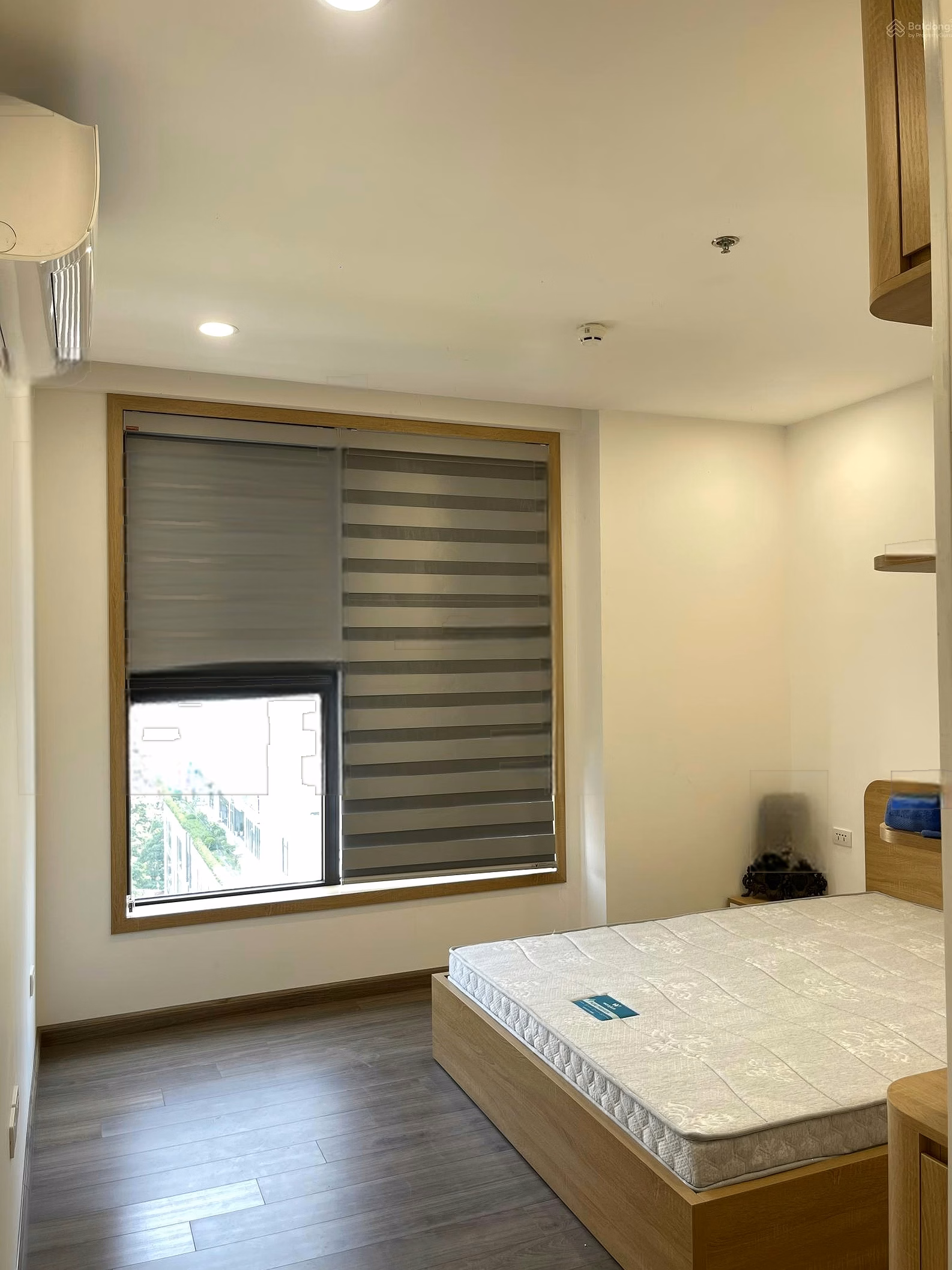 Apartment for rent with 3 bedrooms, 2 bathrooms, 85m2, price 19 million at Handico Complex, 33 Le Van Luong, 100% new furniture