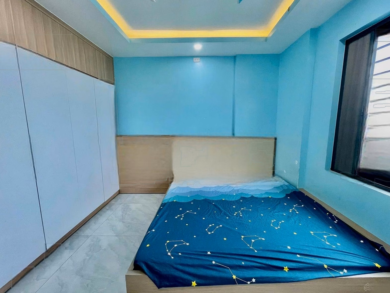 Corner apartment for rent in CT4 HUD apartment, street 28, Phuoc Long urban area, South Nha Trang ward