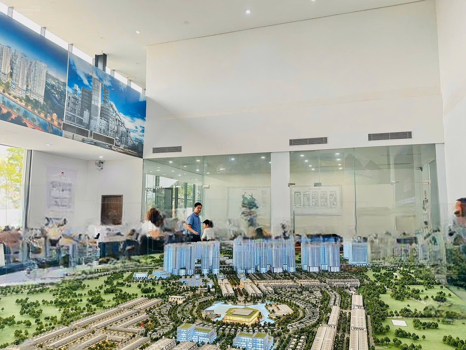 Direct investor fund discount 20.5% + 700 million VND deducted directly from the price, with 0% HTLS bank, see the house now