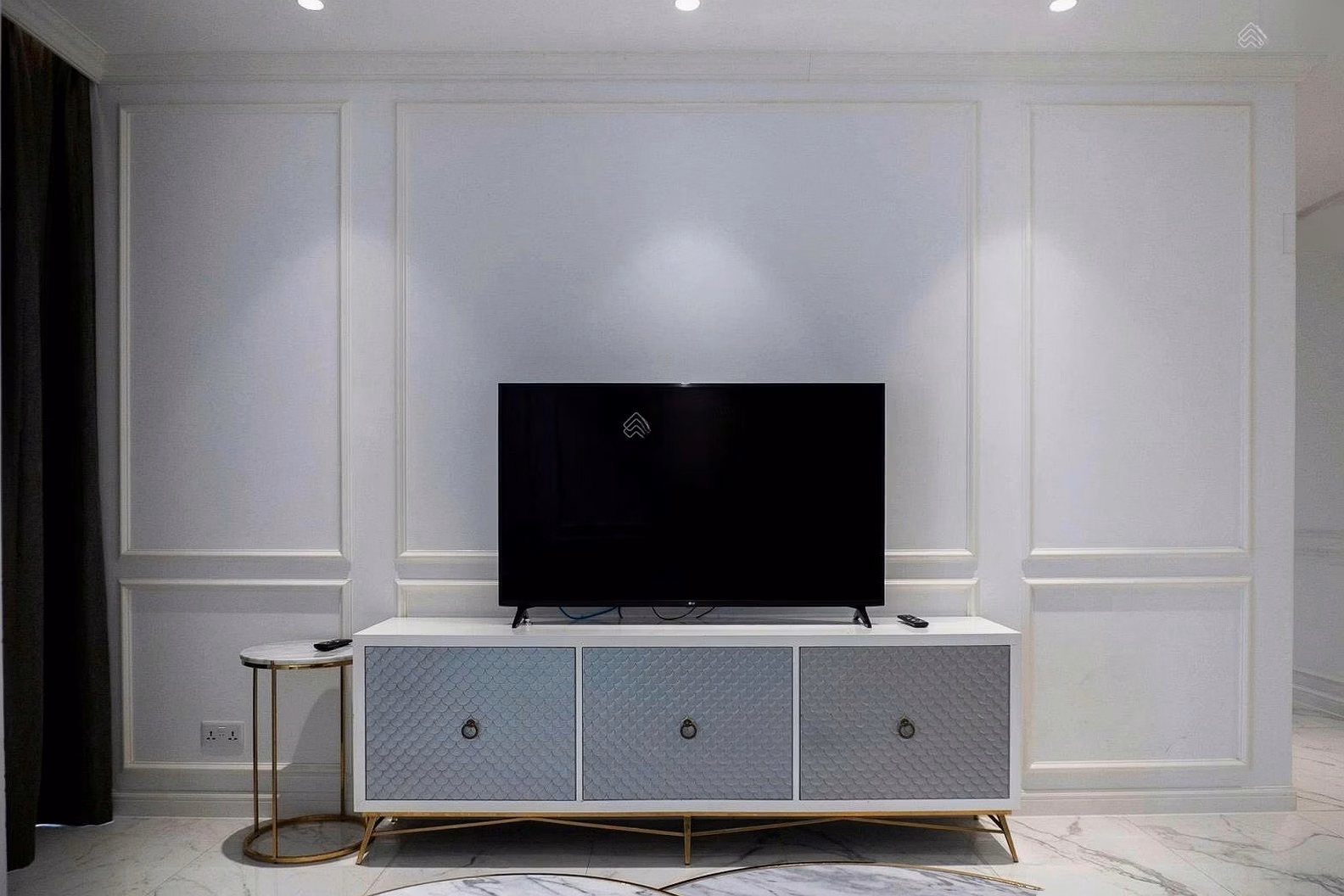 Bach Dang Complex apartment for rent 2 bedrooms | 120m2 of high-class finished furniture