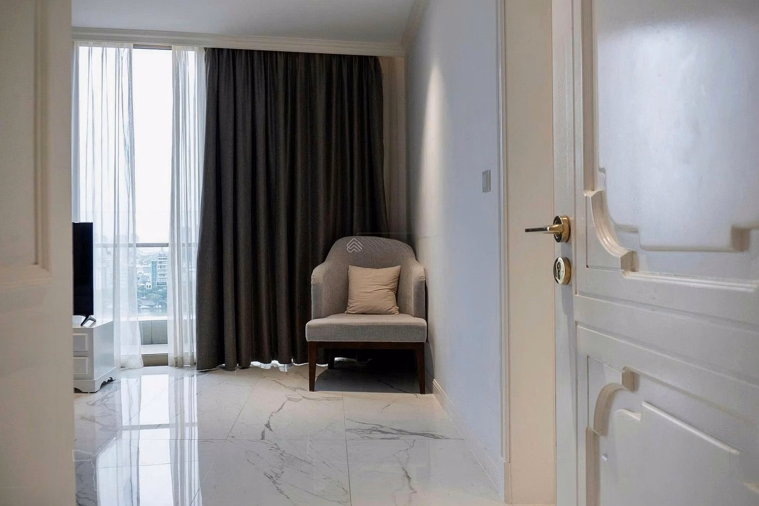 Bach Dang Complex apartment for rent 2 bedrooms | 120m2 of high-class finished furniture