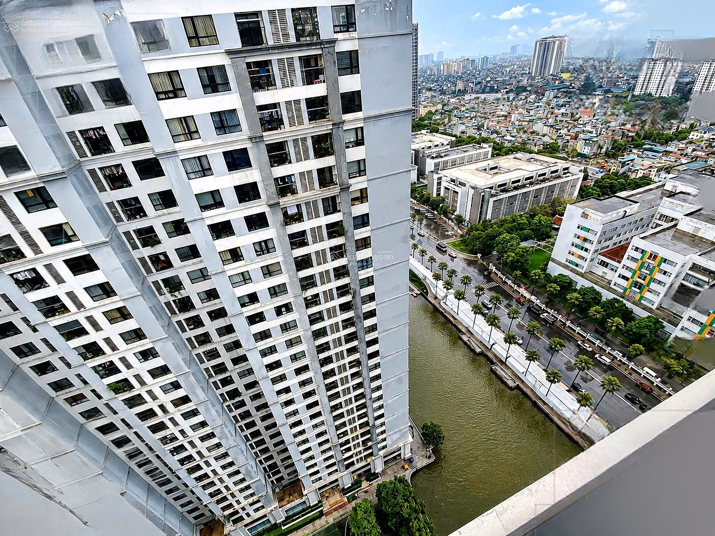 Apartment fund for rent with 1,2,3,4 bedrooms, very nice house, price from only 10.5 million/month - Contact Tan: 0869 160 ***