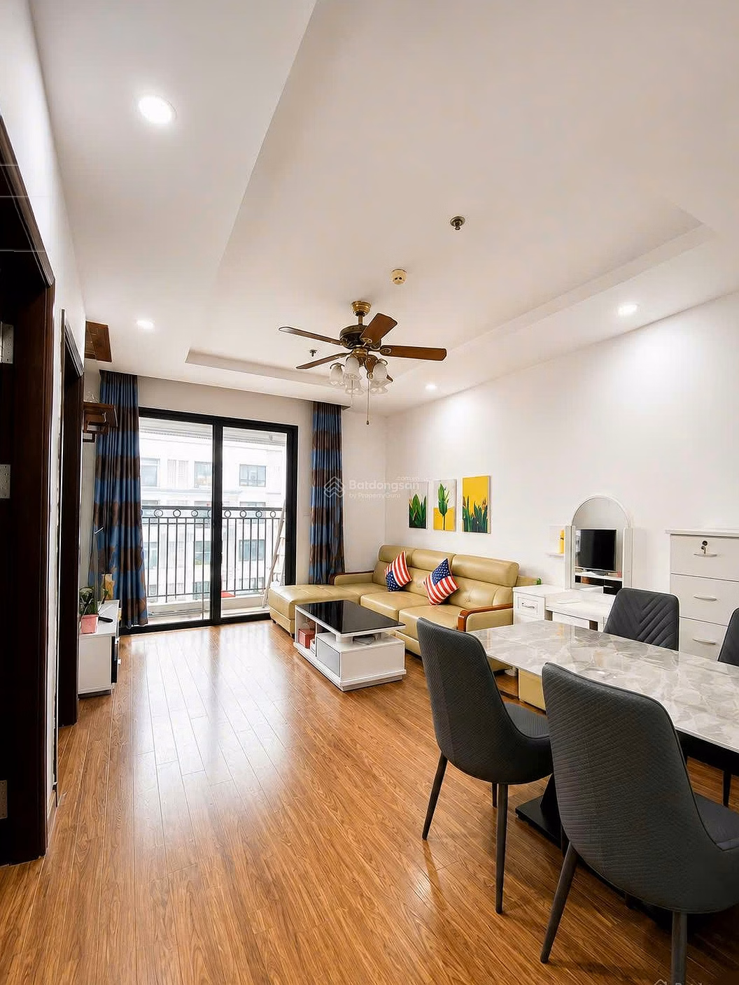 Apartment fund for rent with 1,2,3,4 bedrooms, very nice house, price from only 10.5 million/month - Contact Tan: 0869 160 ***