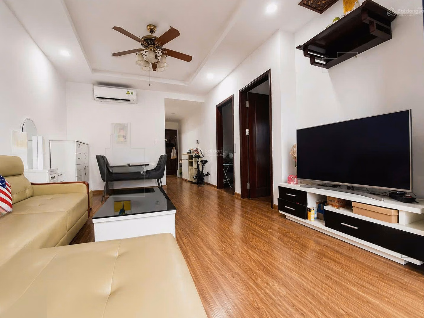 Apartment fund for rent with 1,2,3,4 bedrooms, very nice house, price from only 10.5 million/month - Contact Tan: 0869 160 ***