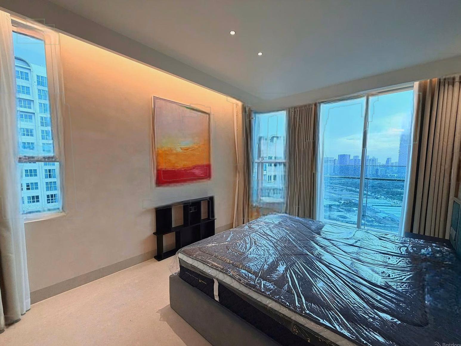 5 bedrooms, 4 bathrooms, 200m2, fireworks view, 100% new furniture for rent at Sadora Sala, 120 million/month