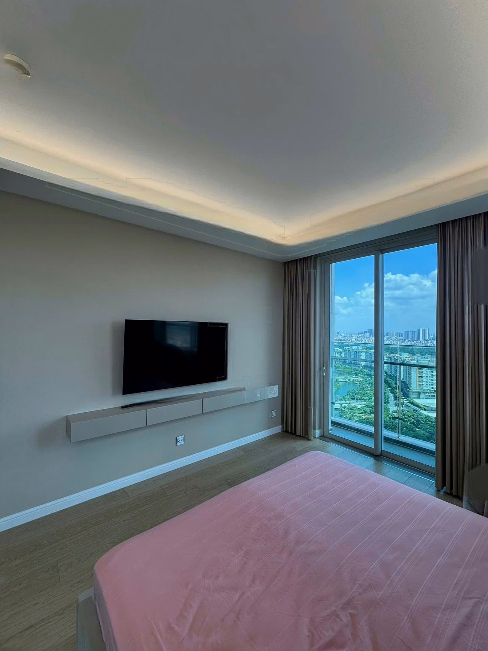 DUPLEX PENTHOUSE FOR RENT 4 BR, 4 WC 243m2 SADORA SALA City. HO CHI MINH CITY
