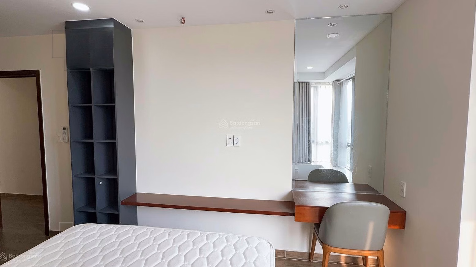 Selling CHCC Hung Phuc 1, District 7, garden villa view