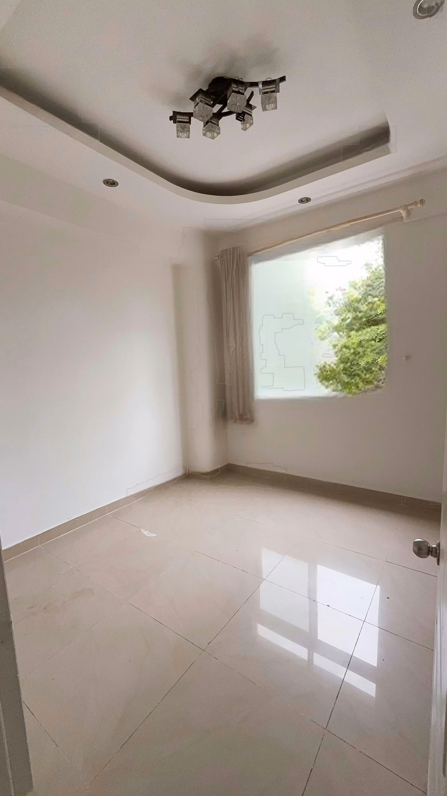 Selling Canh Vien Apartment 2, District 7, 3rd floor, garden villa view