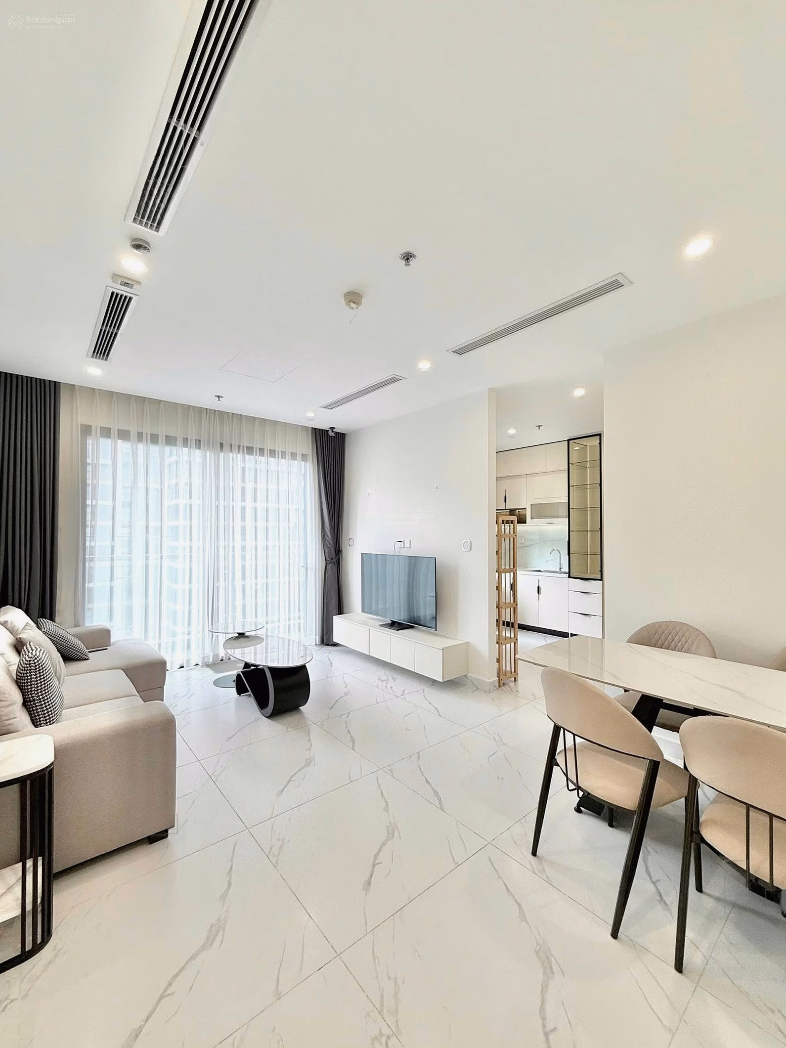 Vinhomes Grand Park apartment for rent with 2 bedrooms fully furnished, priced from only 7.5 million/month