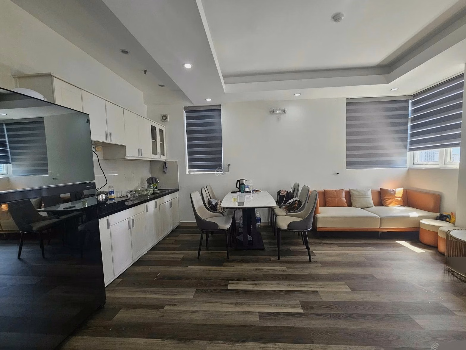 Harmony apartment for rent, 2 bedrooms, high floor, sea view, right on Pham Van Dong beach