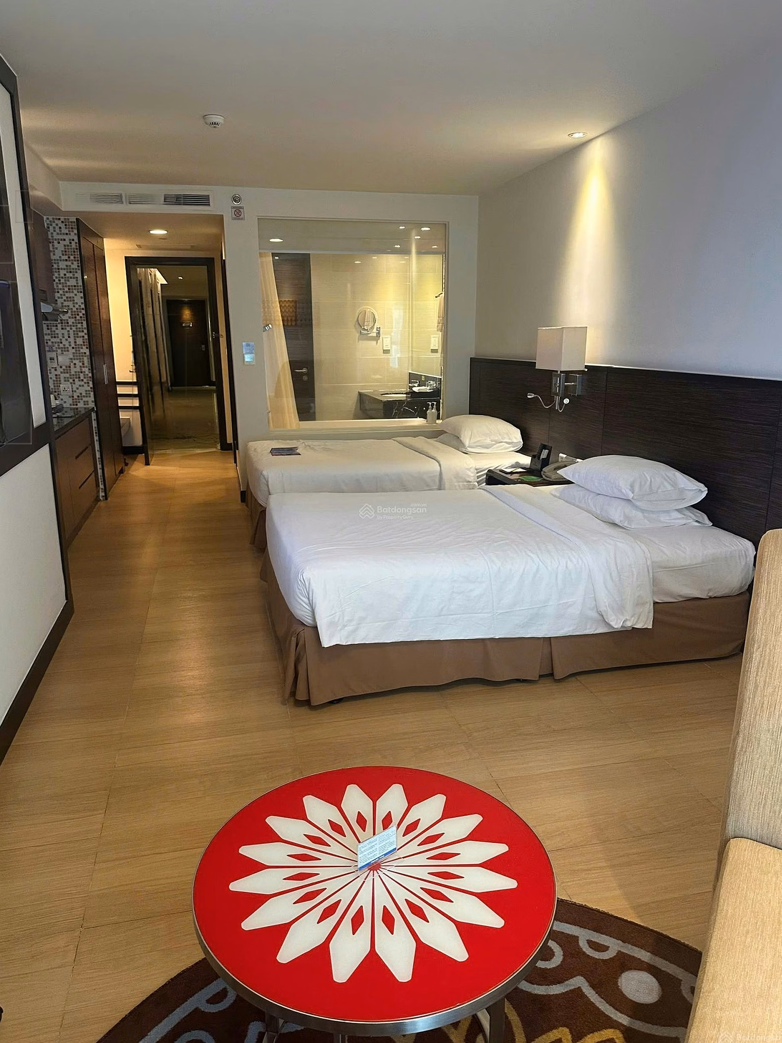 Deeply lowered 2 billion, only 5 billion 500 million kg, Havana Hotel, frontage on Tran Phu street, area 155m2, 3 bedrooms
