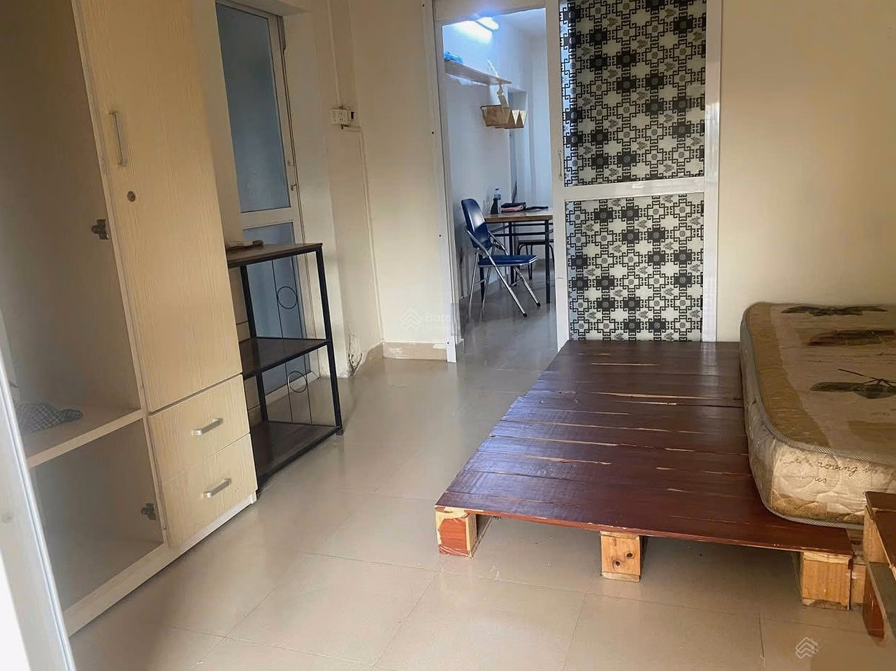 Group for rent at B3 - Trung Tu, lane 46C Pham Ngoc Thach, 5th floor