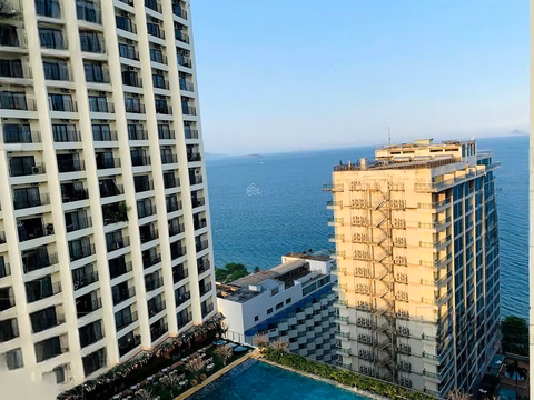 2 bedroom apartment for rent, diagonal view of Goldcoast Nha Trang beach. Price 24 million/month