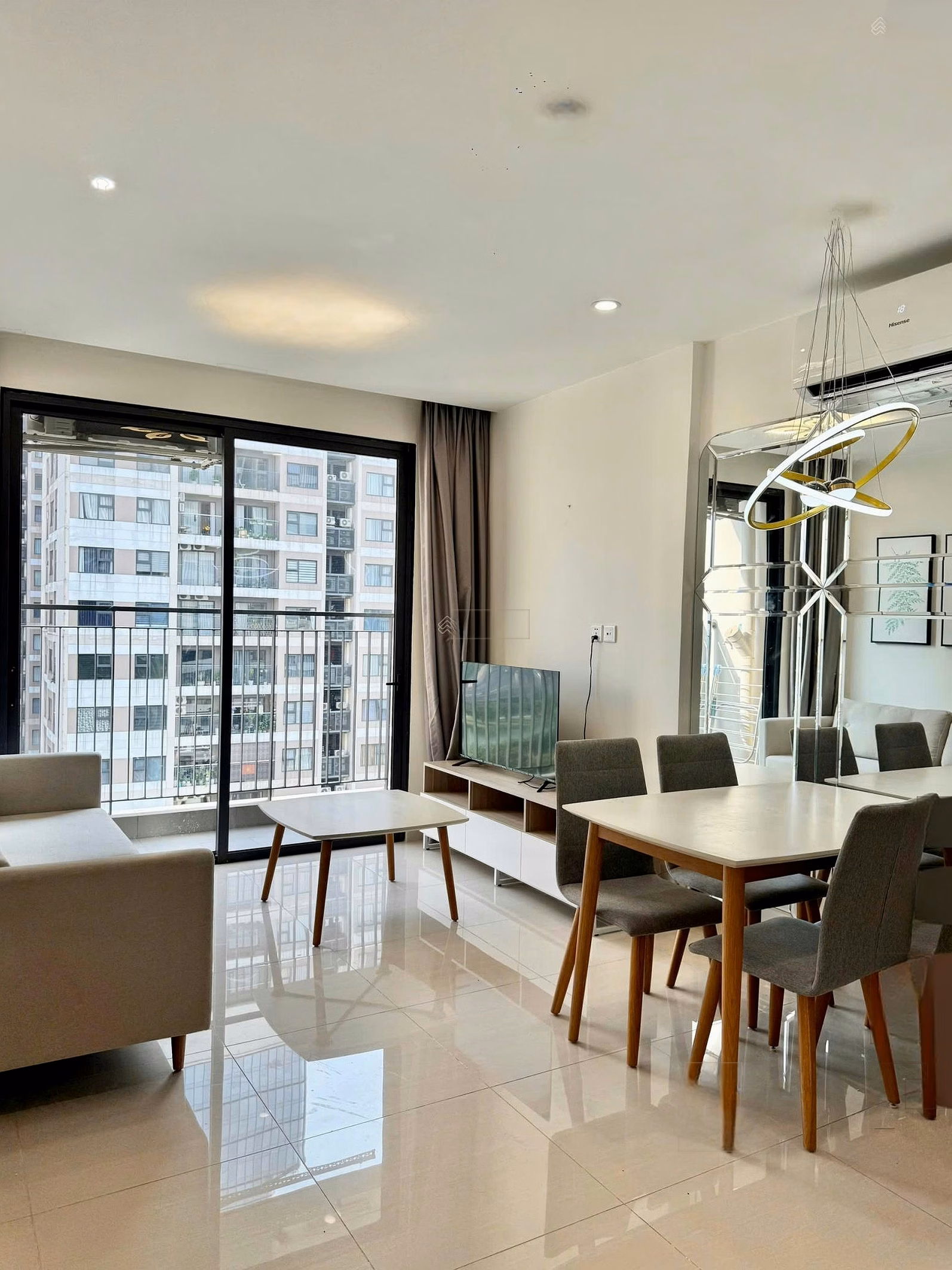 Vinhomes Ocean Park 1 Gia Lam apartment rental fund has a variety of apartments, good prices, updated daily