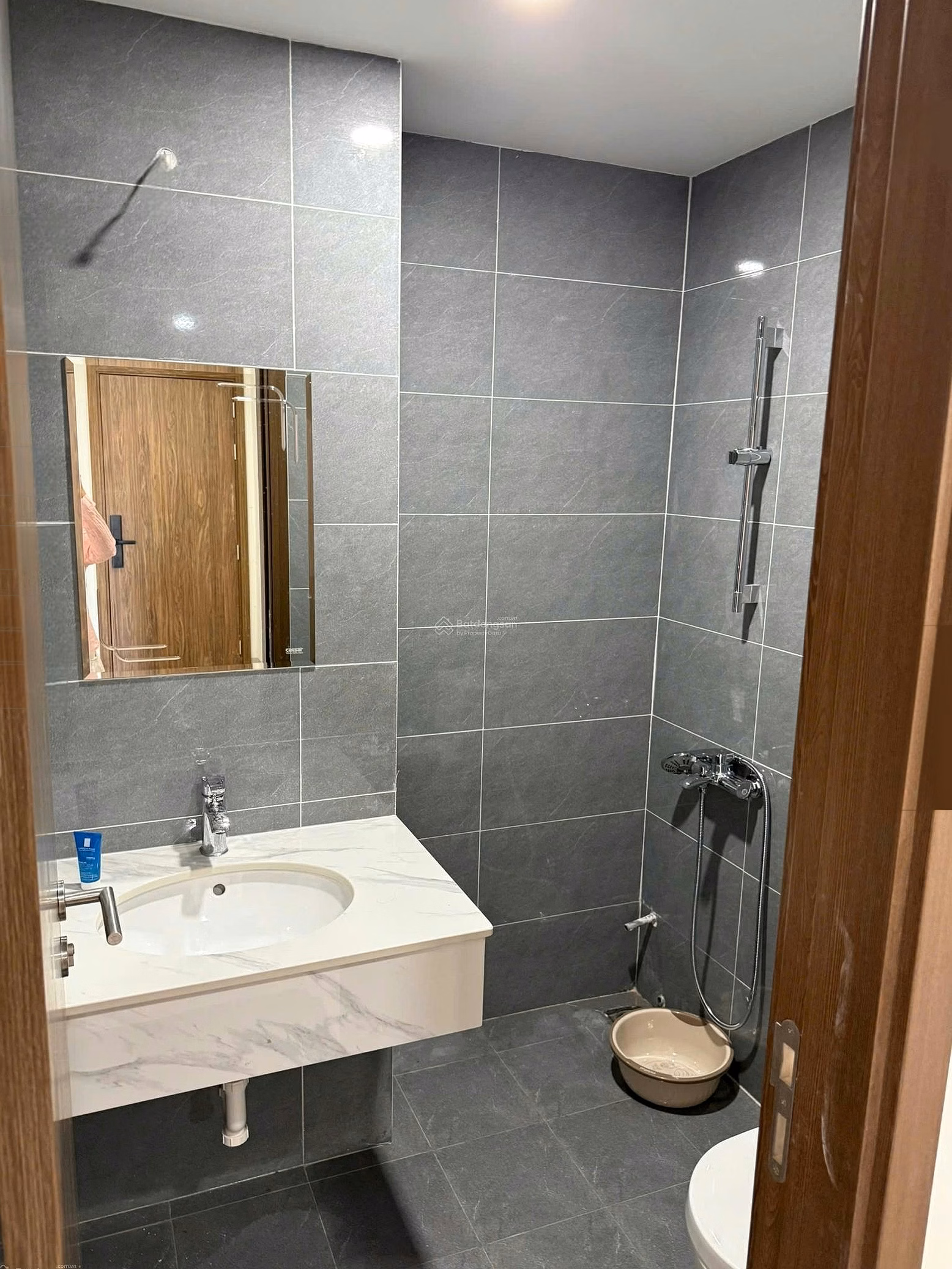 Apartment for rent CCU-01 HUD Phuoc Long, South Nha Trang. Price 11 million/month. Fully furnished apartment