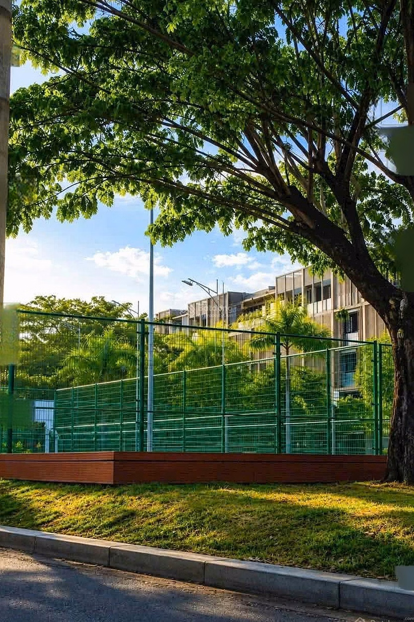 Outstanding sale of Miss The Global City apartment - 3 bedrooms with gable end, direct view of water music - Investor price