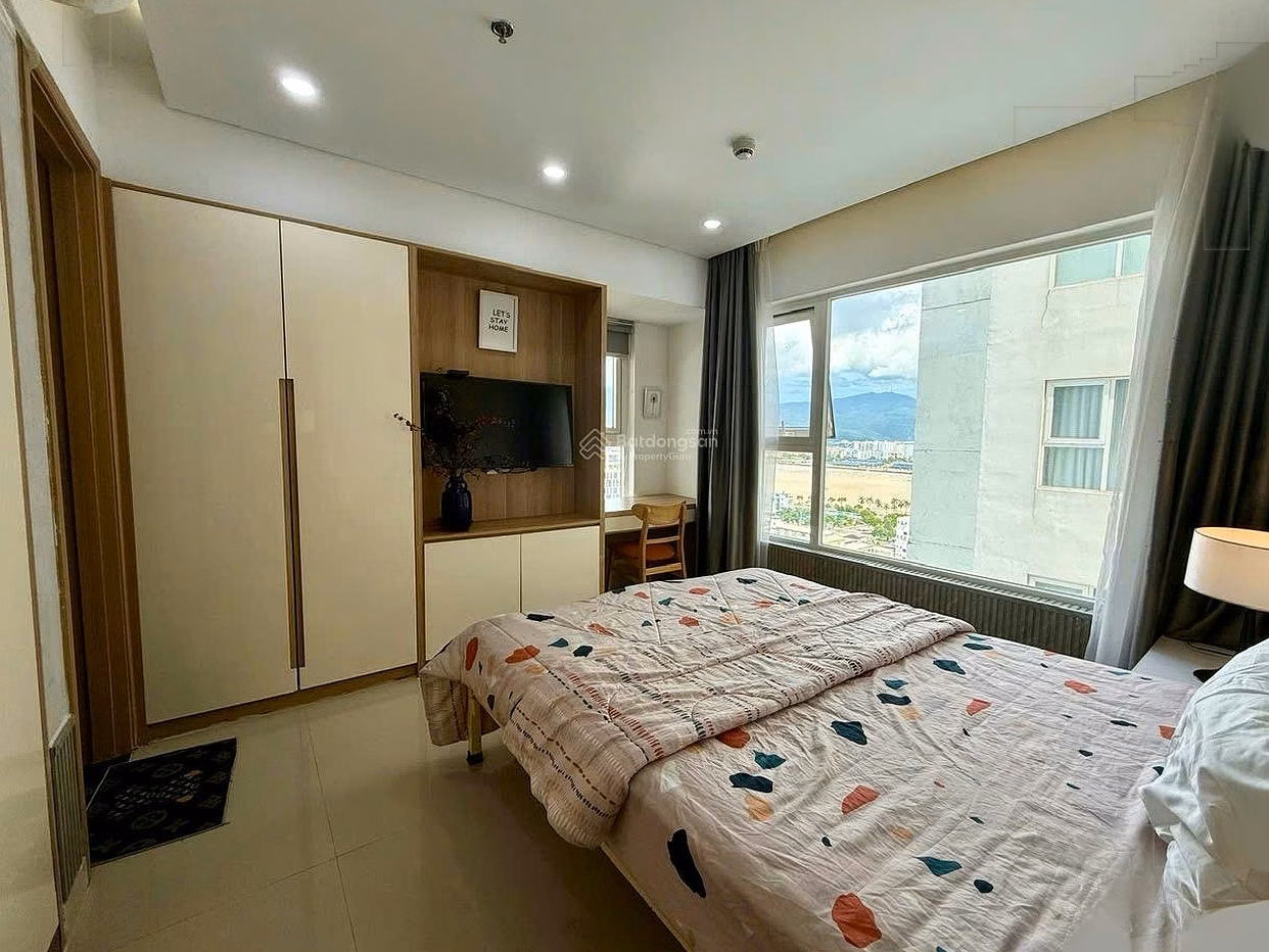 F.Home apartment for rent, 2 bedrooms, fully furnished, high floor