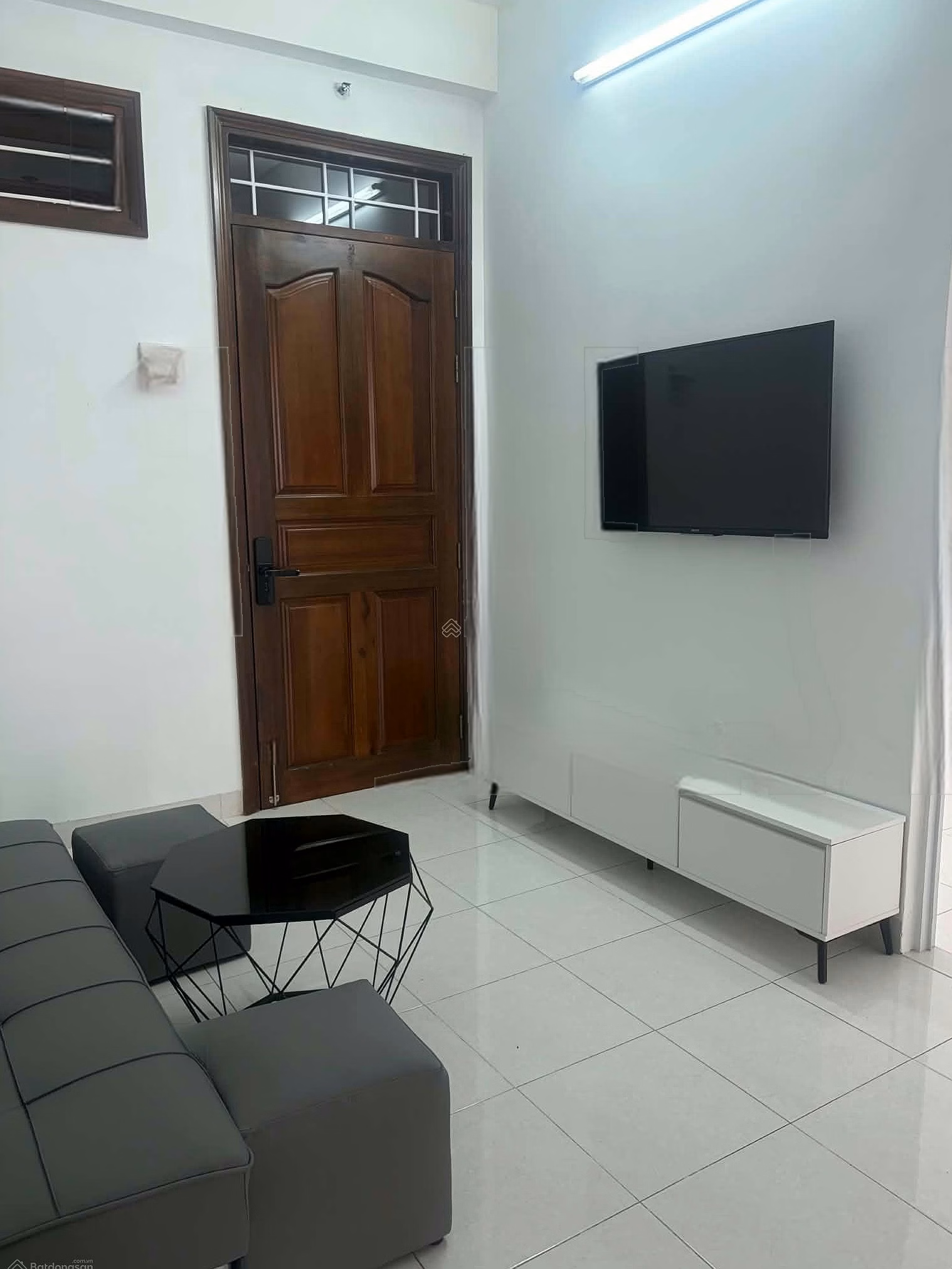 2 bedroom apartment for rent with basic furniture in CT1 Vinh Diem Trung apartment building, Tay Nha Trang ward