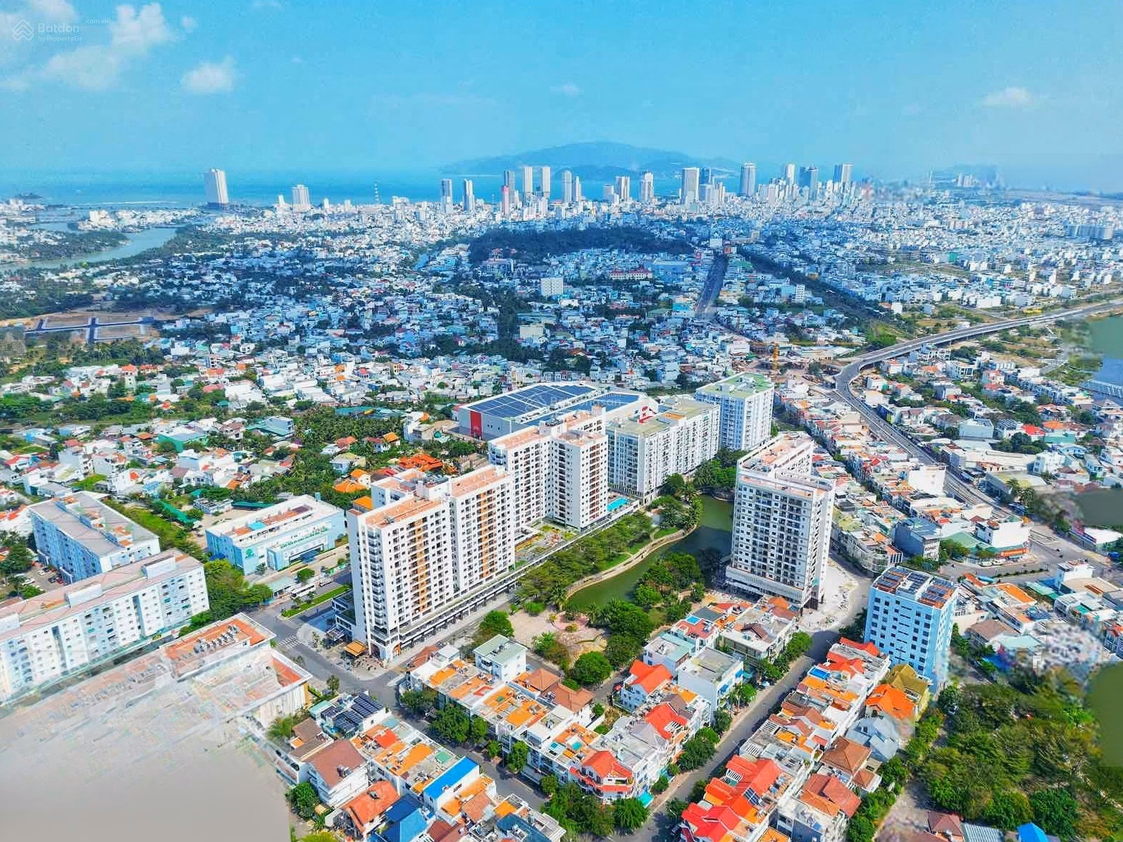 2 bedroom apartment for rent with basic furniture in CT1 Vinh Diem Trung apartment building, Tay Nha Trang ward